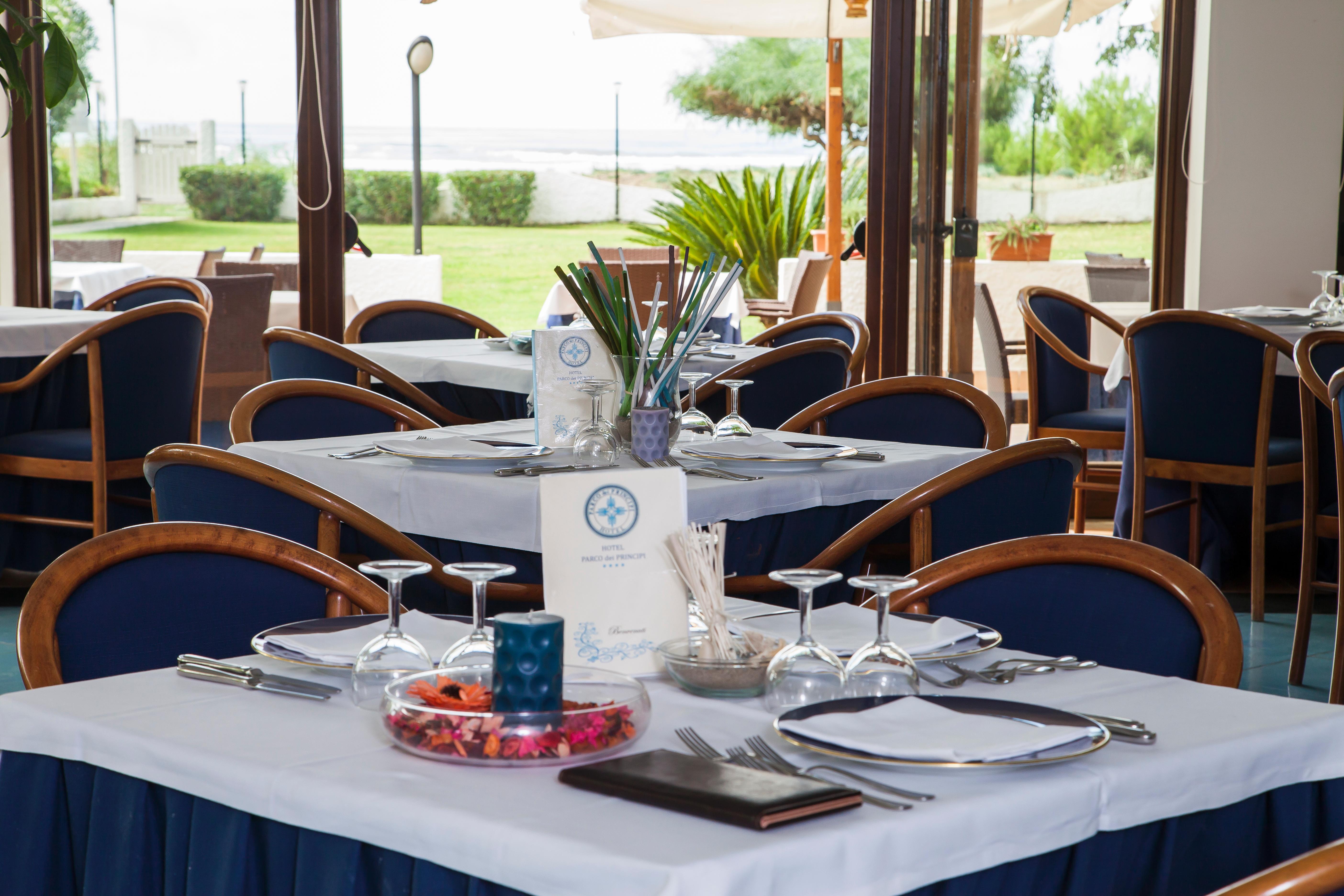 Parco Dei Principi Hotel เพสตุม ภายนอก รูปภาพ