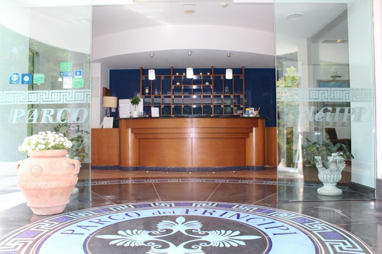 Parco Dei Principi Hotel เพสตุม ภายนอก รูปภาพ